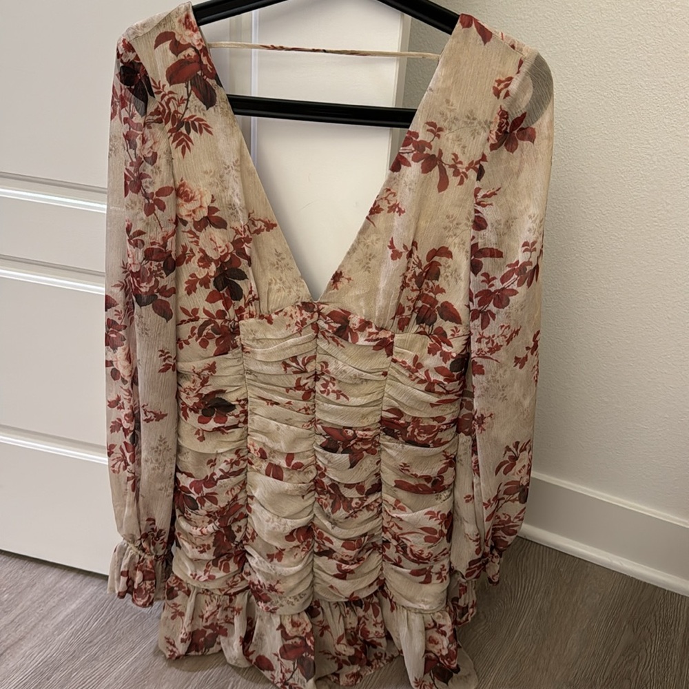 ASOS V neck Floral Rouched Mini Dress Long Sleeve Red Cream